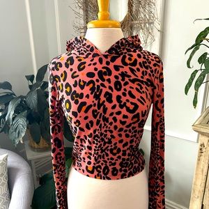 Cheetah Print Soft Cropped Top with a Hood - XS/S - HOST PICK X 2